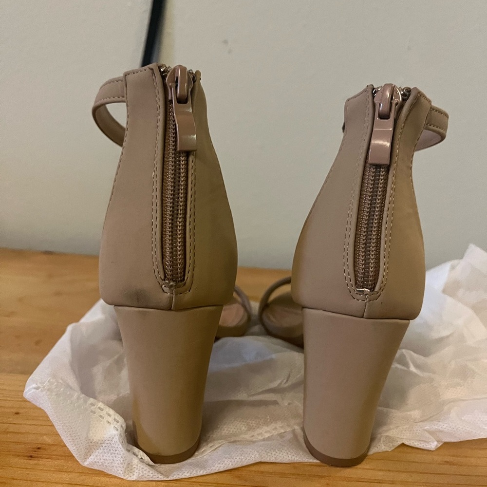 Windsor nude block heels - Picture 3 of 6